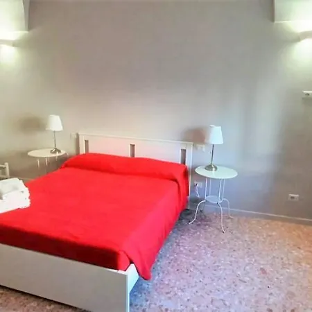 Tagghiate House * Lecce
